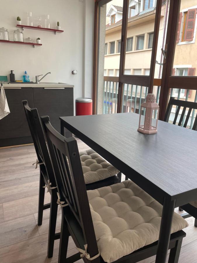 La Madeleine Apartment Annecy Ngoại thất bức ảnh