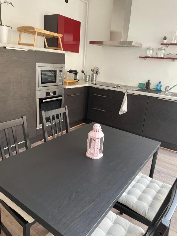 La Madeleine Apartment Annecy Ngoại thất bức ảnh